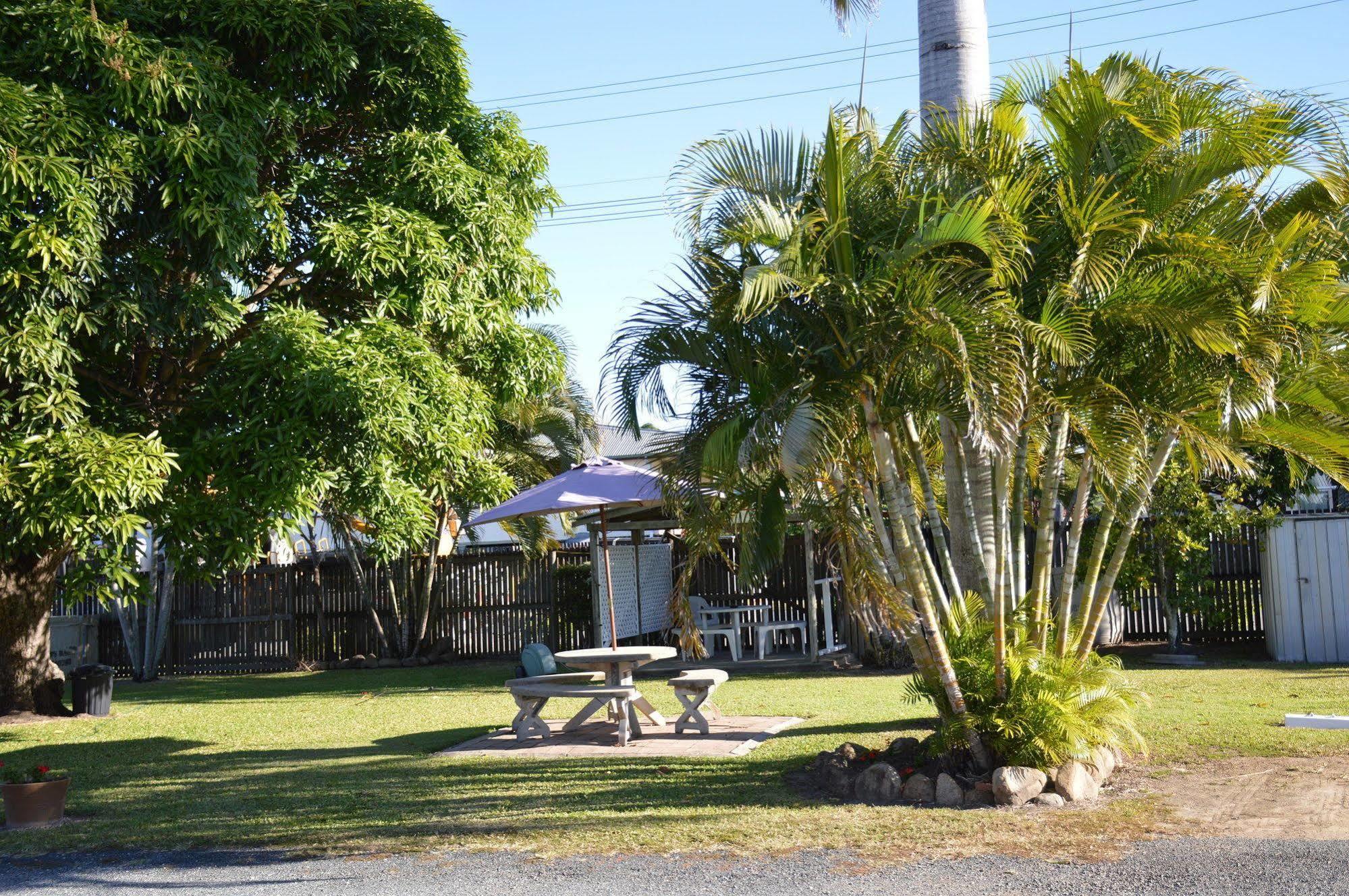 Rover Holiday Units Mackay Exterior foto